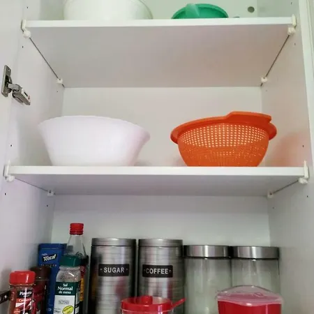 En Oviedo,wifi شقة