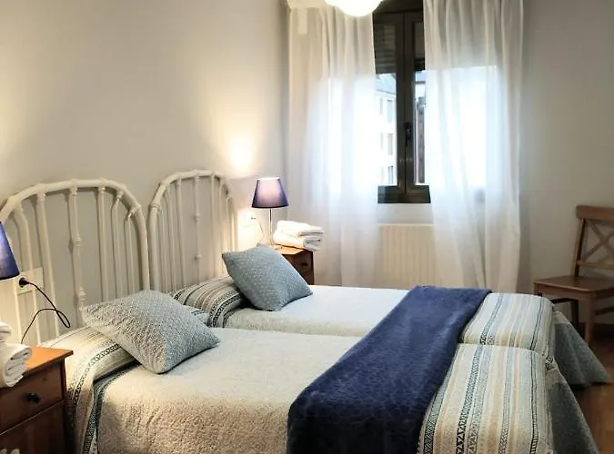 En Oviedo,wifi Apartamento *